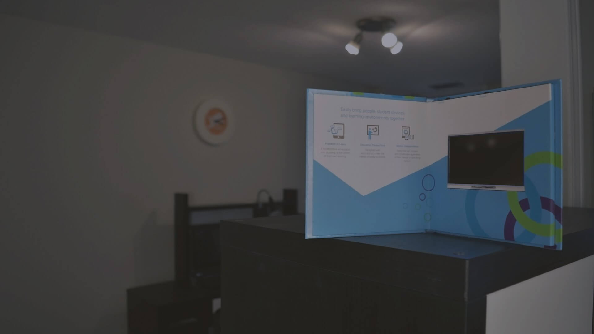 Leading Page - videoBOOK - pixelfour creative